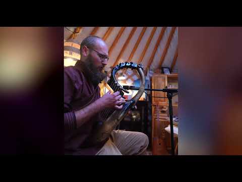 Singing Buryat Folk Song "Altargana" with Altai Harp
