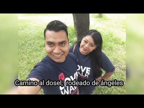 Itzik Orlev - Mukefet Malahachim.(Rodeado de Ángeles) subtítulos español