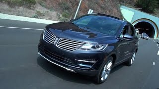 Car Tech - 2015 Lincoln MKC