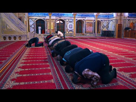 A mund të bëjmë lutje në gjuhën tonë shqipe në sexhde kur falim namaz? - Dr. Imam Ahmed Kalaja