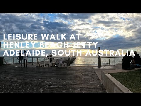 Leisure walk at Henley Beach | Adelaide, South Australia