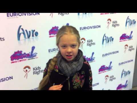 Anastasia Petrik Sings "Nebo" at JESC 2012 (Ukraine)