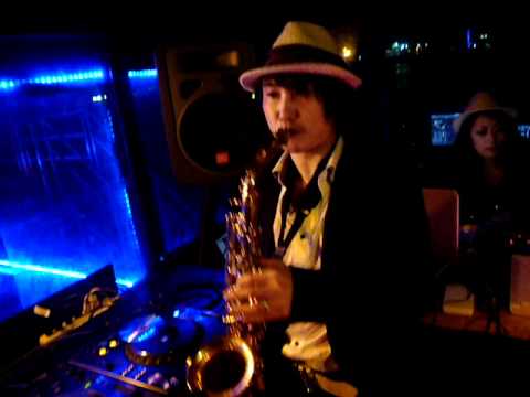 DJ Shu-ma & Oliver Schmitz ft TaKzsound @ageHa Tokyo 2010 Pt-01