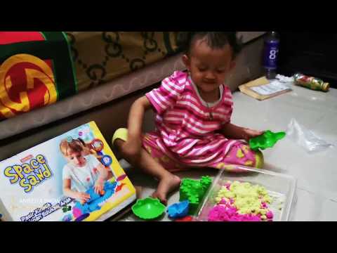 Anindya Unboxing Mainan Terbaru