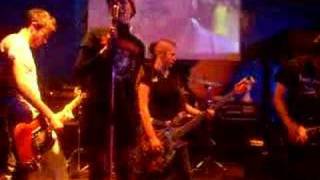 the nappies - creepy moony friday (live @ 40 grados 19/04/01