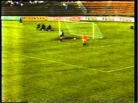 1983 (September 7) Norway 1-Bulgaria 2 (EC Qualifier).mpg
