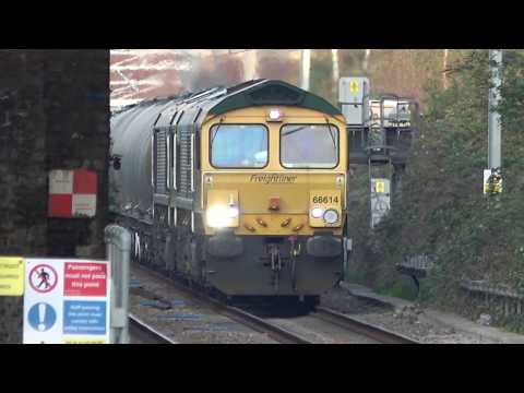 Freightliner 66614 and 66604 Cement Train passing Upper Holloway