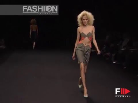 "Junko Shimada" Spring Summer 2004 Paris 3 of 3 Pret a Porter Woman by FashionChannel