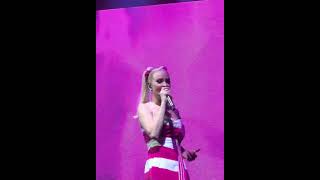 Kim Petras - Heart To Break (Live at l&#39;Olympia, Paris) 25/02/2024