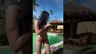 Amber Lin tiktok short be like...