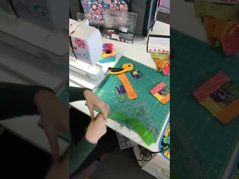 Demonstration on Log Cabin Ruler