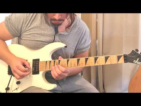 Un Truco Para Impresionar en Guitarra   Joe Satriani Lick 02