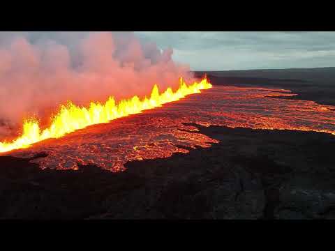 Jul 16, 2025: Aerial View of New Volcanic Rift in Iceland