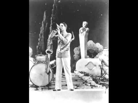 Rudy Vallee - BETTY CO-ED