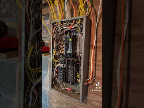 Lights flickering and dimming?? #construction #electrical #electrician #electric #diy #tips #fyp