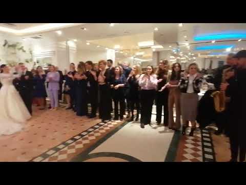 INGRESSO SPOSI a Villa Regina con sax live, brano: jubel by Lillo Strillo Trio.