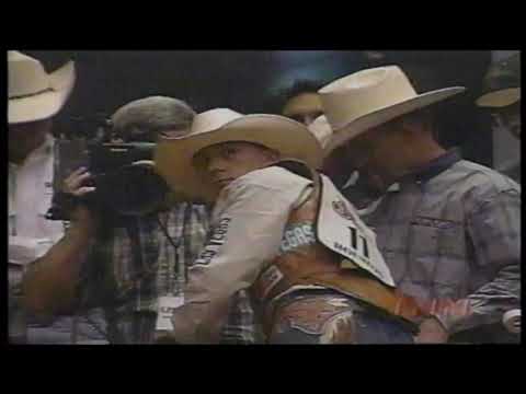 J.W. Hart vs Trinket - 98 PBR Houston (87 pts)