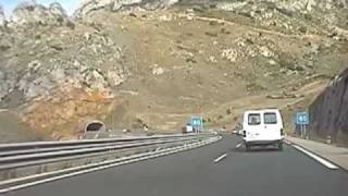 preview picture of video 'Driving through Tunnels near Pancorbo Spain. 8/30/99.'