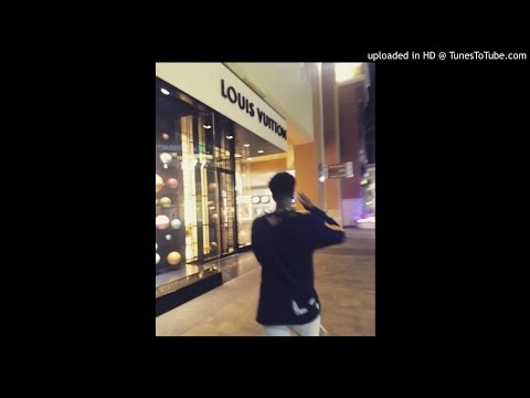 CARRINGTON CASH X CASSIUS CLAY - MONEY BAGS