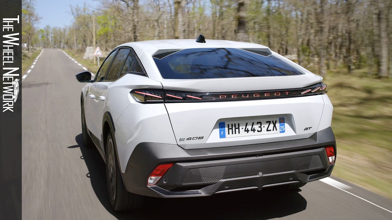 2027 Peugeot E-408 GT Exclusive (EV) | Okenite White | Driving, Interior, Exterior [4K]