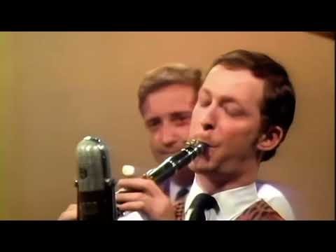 Washington Square - Village Stompers (1963) 4K with stereo sound