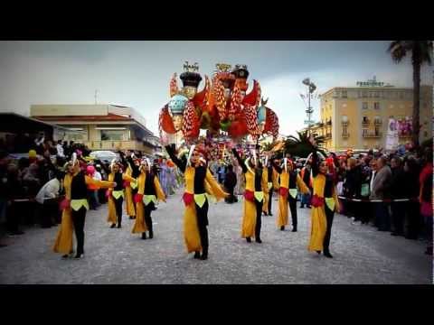 Potere in maschera - carnevale di viareggio 2013