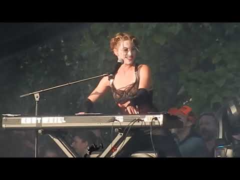 Dresden Dolls live "Gravity" @ Riot Fest Chicago Douglass Park  Sept. 17, 2023