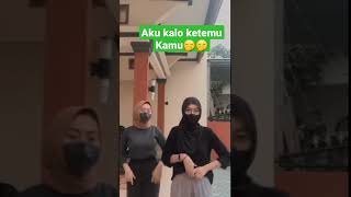 Download lagu Aku kalo ketemu kamu‼️🤭🤭🤭#shorts #goyangtiktok #tiktok #jilbab #pemersatubangsa mp3 Download lagu Aku kalo ketemu kamu‼️🤭🤭🤭#shorts #goyangtiktok #tiktok #jilbab #pemersatubangsa mp3