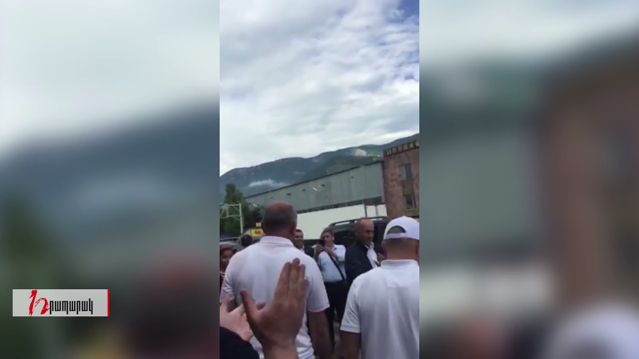 Ինչպես են Փաշինյանի հայրենի Իջեւանում դիմավորում Ռոբերտ Քոչարյանին