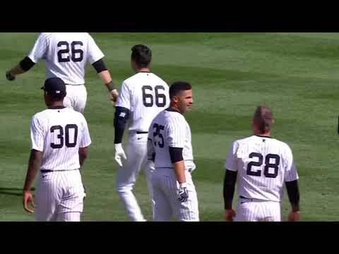 Yankee Fans Throwing Trash at Field After Yankees Defeat Guardians
