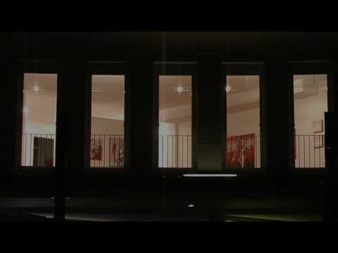 Ausstellung "Heute ist die Krone fällig"