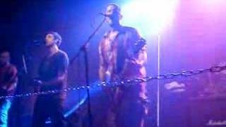 Videoklip Divokej Bill - Svatá pravda (live) s textom piesne