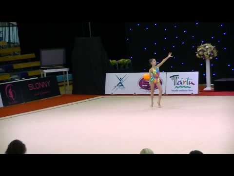 Yaremchuk Oleksandra (UKR) 2002 ball   Miss Valentine 2014 Qual