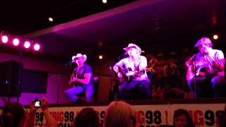 Podunk - Keith Anderson LIVE @ Dave & Busters Nashville (10/04/2012)