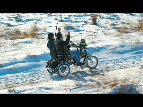 CYCLING THROUGH THE SNOW DJ-SET - MR. BELT & WEZOL
