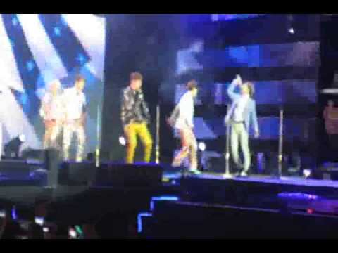 [FANCAM] 130309 SHINee - Dream Girl @ Music Bank in Jakarta