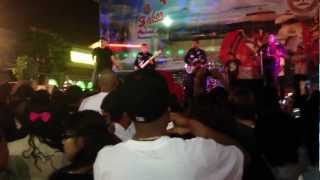 La Conecta De Marley - Regulo Caro (En Vivo Desde HP 2012)