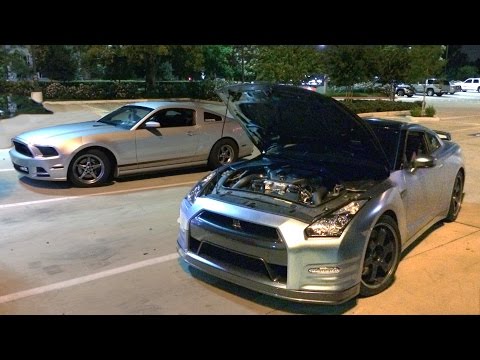 V6 Ford Mustang SPANKS a 720hp Nissan GT R