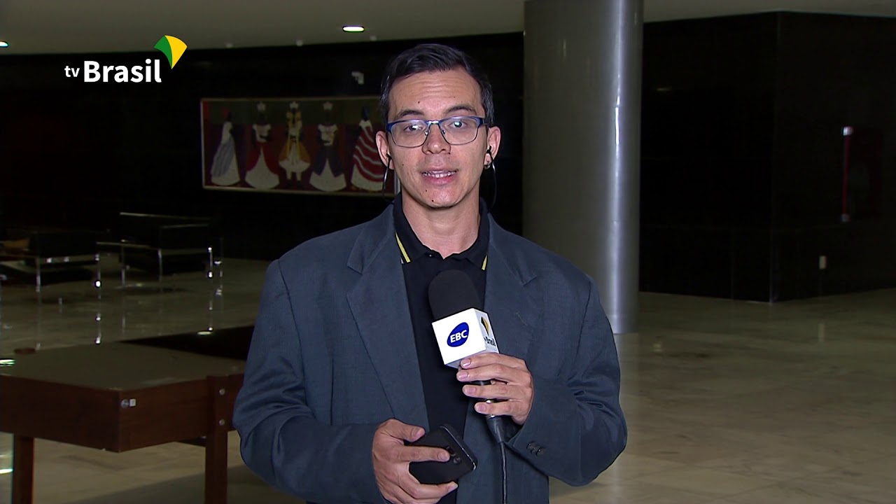 Governo propõe salário mínimo de R$ 1.039 em 2020