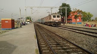 preview picture of video '09411 AC Summer Special Express (Ahmedabad-Patna)'