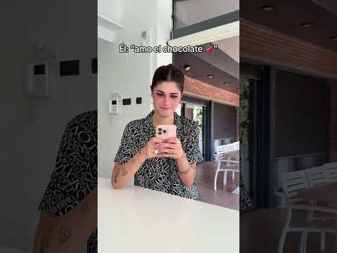 Él ama el chocolate…😂