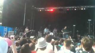 My Gap Feels Weird- Superchunk (live at The Pitchfork Festival)