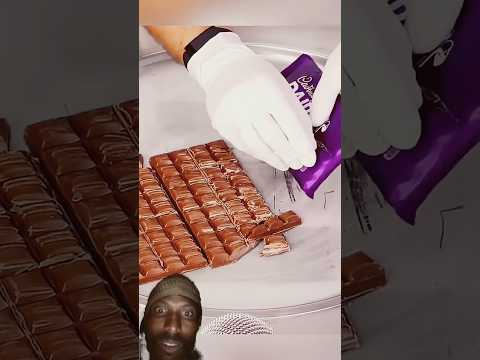 #chocolate #mukbang #satisfying #dessert #eatingsounds #youtubeshort