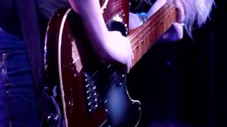 Joanne Shaw Taylor Bones Manchester Academy 3.  28th May 2011