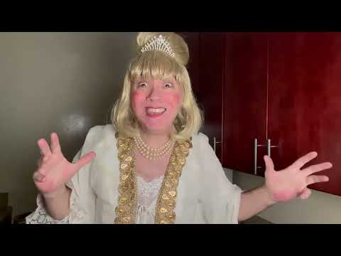 Di Alte Moid... Yiddish drag!