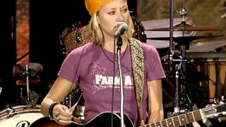 Shelby Lynne - 10 Rocks (Live at Farm Aid 2006)