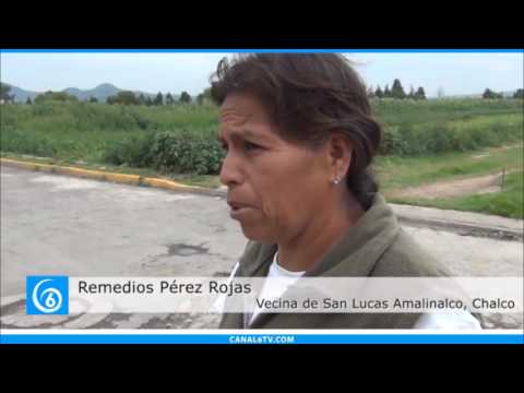 Vecinos de San Lucas Amalinalco, Chalco, solicitan pavimentación de sus calles 