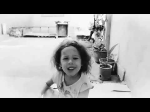 Menina Abandonada e a Irmã Catarina(Malvada)-Victor Machucado