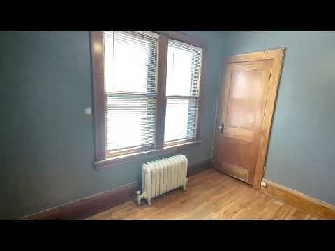 Amazing Spacious 2 Bedroom in the Heart of Uptown! property video