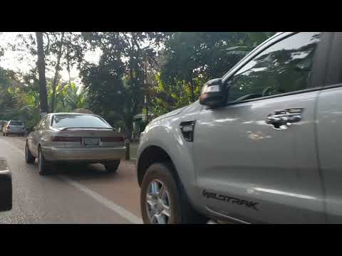 Road from Phnom Bakheng to Airport